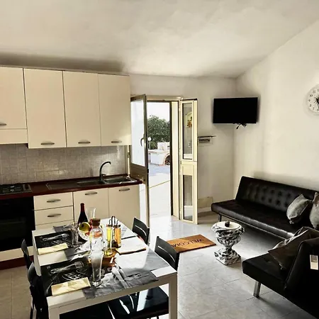 Дом отдыха Gardenia Fronte Mare X4 *